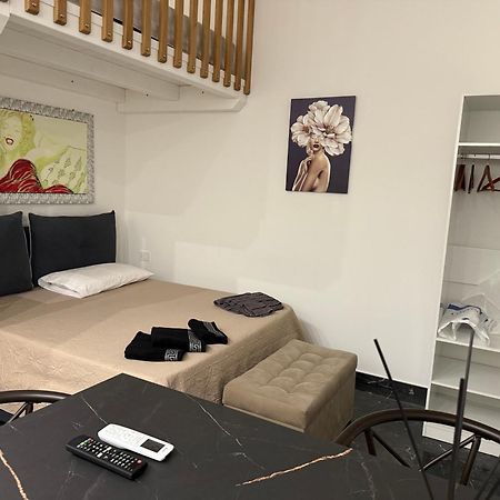 Suite Aurora Crotone Eksteriør bilde